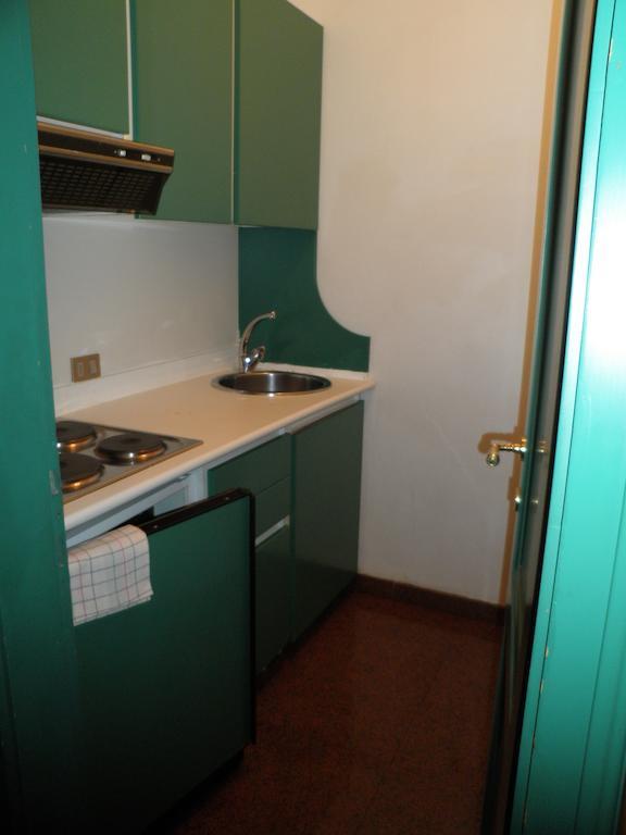 Residence Hotel Sport Campiglio Madonna Kamer foto
