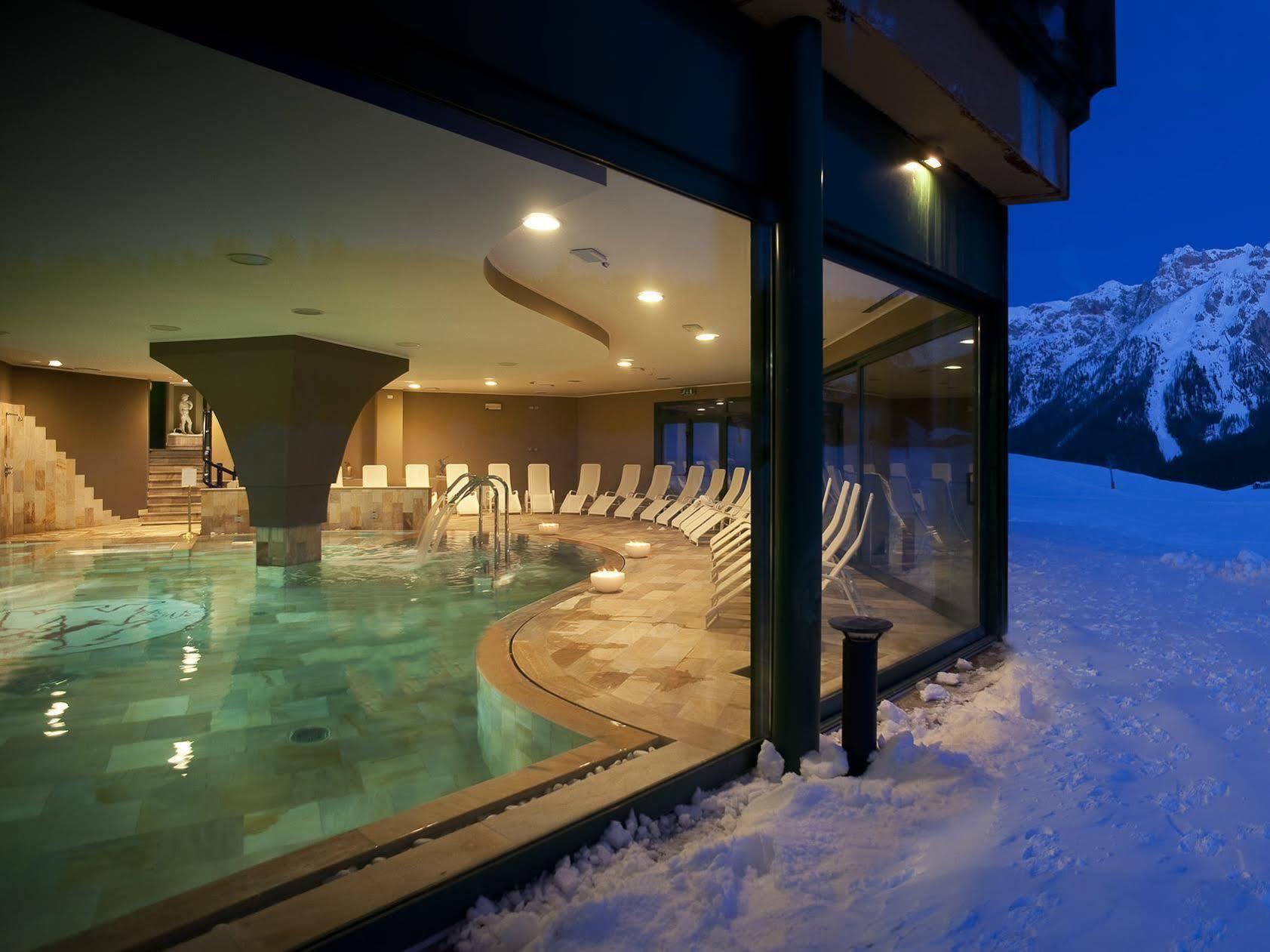 Residence Hotel Sport Campiglio Madonna Buitenkant foto