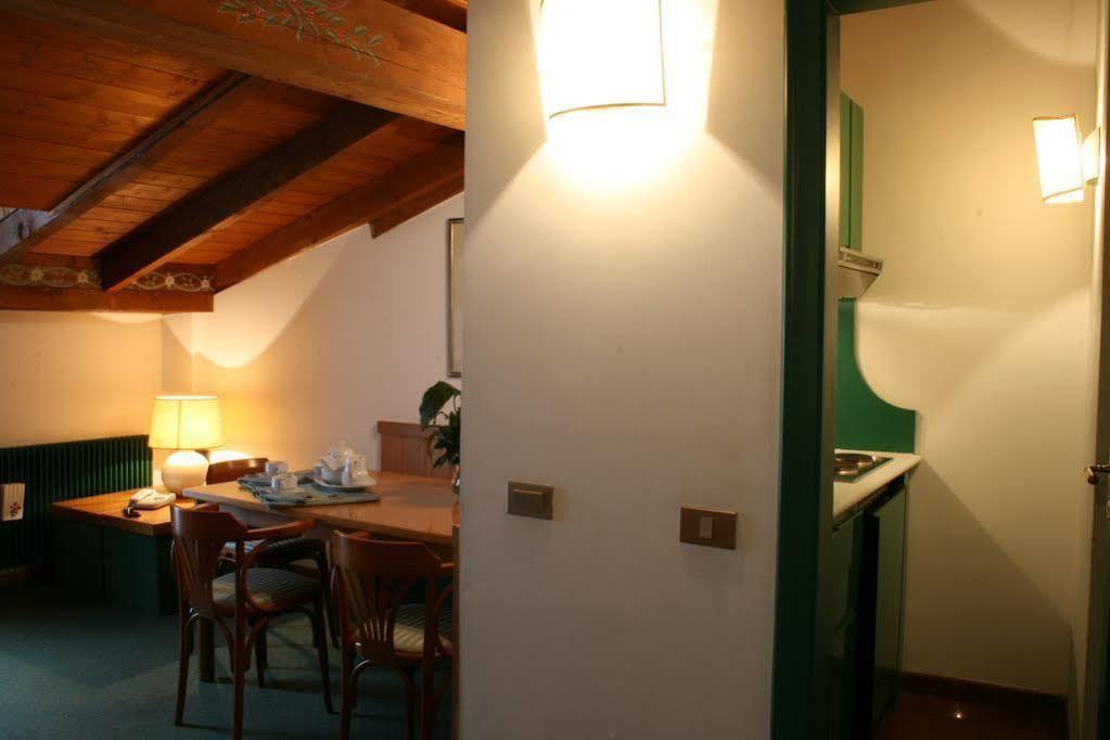 Residence Hotel Sport Campiglio Madonna Buitenkant foto